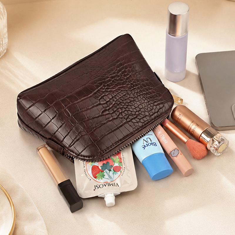 Luxe cosmetische tas met kroko - Luxury Skincare Samples recensie en prijs