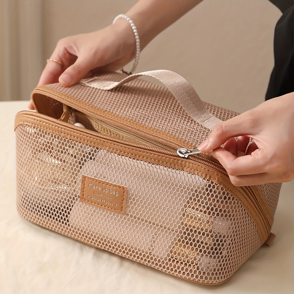 Vrouwelijke make-up organizer  - Luxury Skincare Samples recensie en prijs